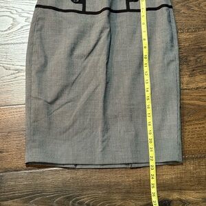 The Limited Black/White Skirt with Black Trim